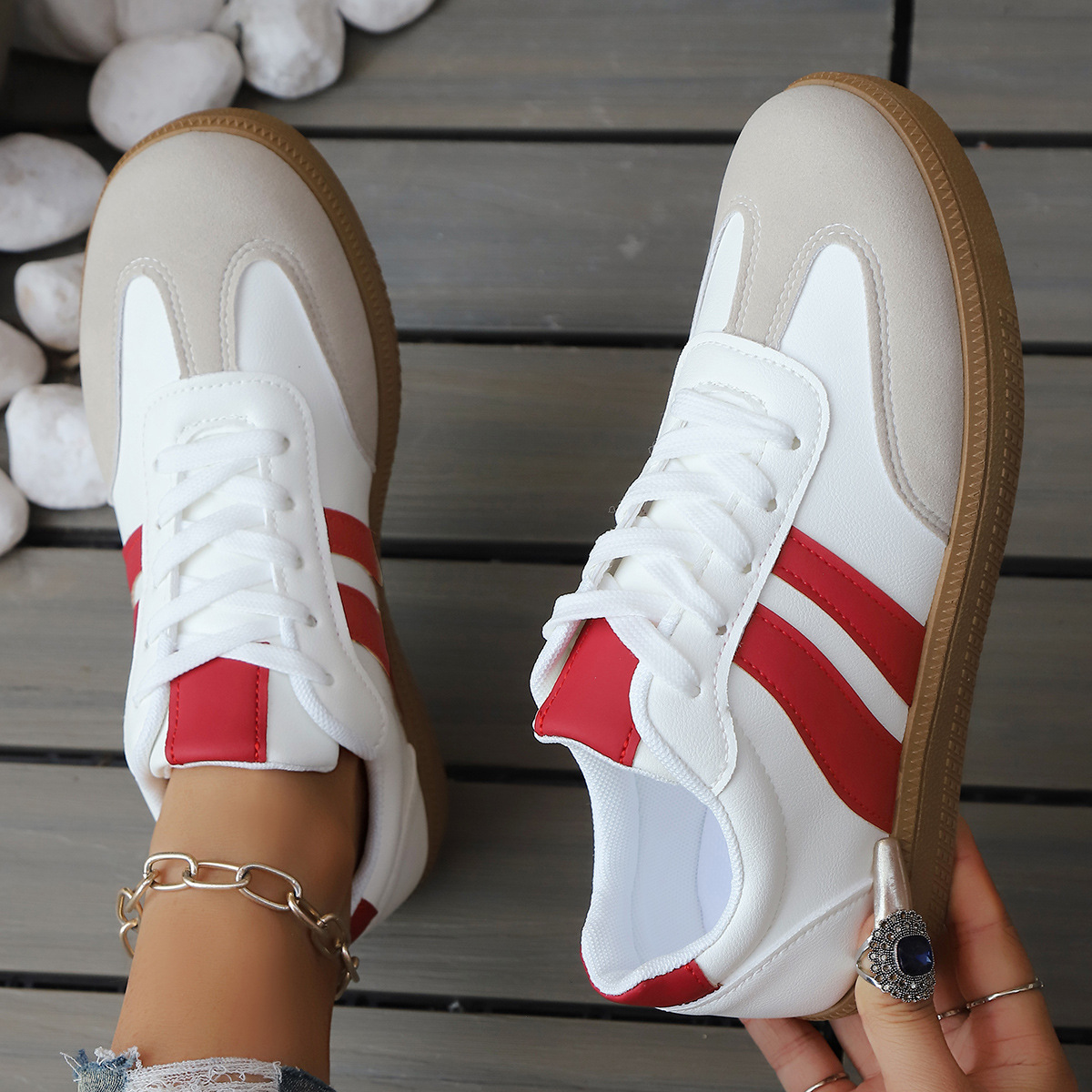 Otis Retro Sneakers