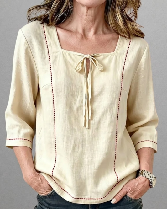 Talia – Top with Striking Detail